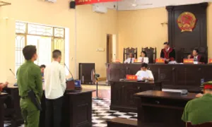 Vô cớ đánh hàng xóm Vô cớ đánh hàng xóm