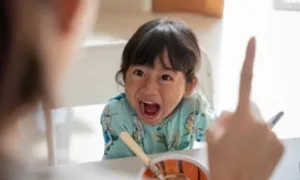 Ám ảnh con ngoan 'gọi dạ, bảo vâng' Ám ảnh con ngoan 'gọi dạ, bảo vâng'