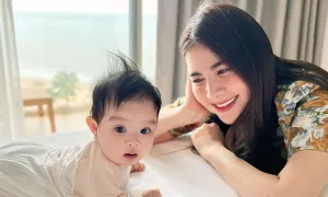 Nét đáng yêu của con gái Kha Ly